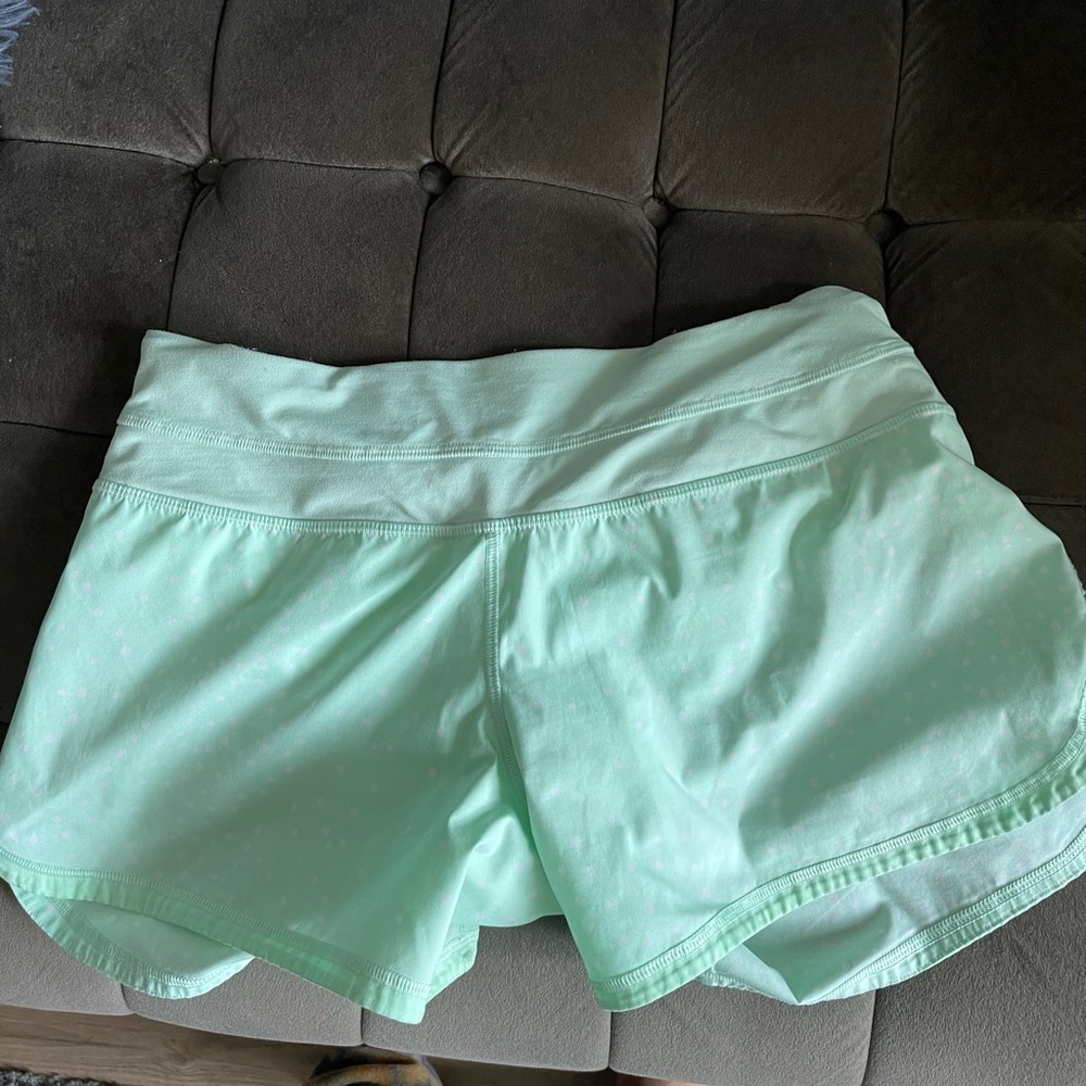 Lululemon Size 6 shorts
